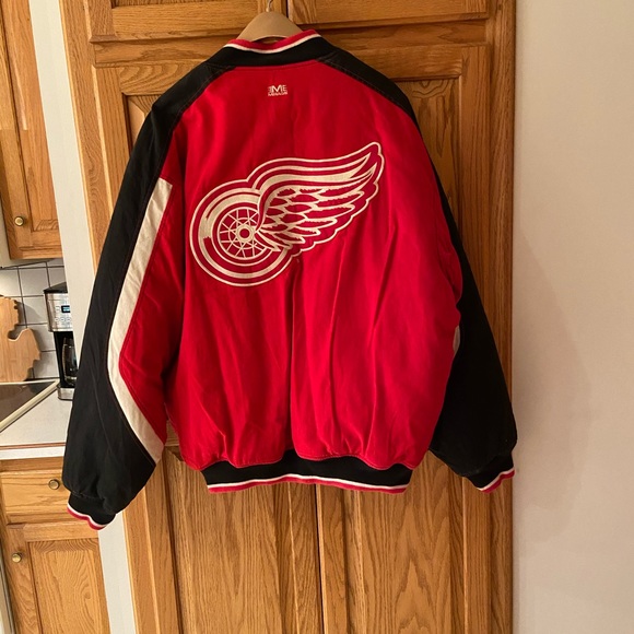NHL RED WINGS VINTAGE JACKET - Picture 2 of 3